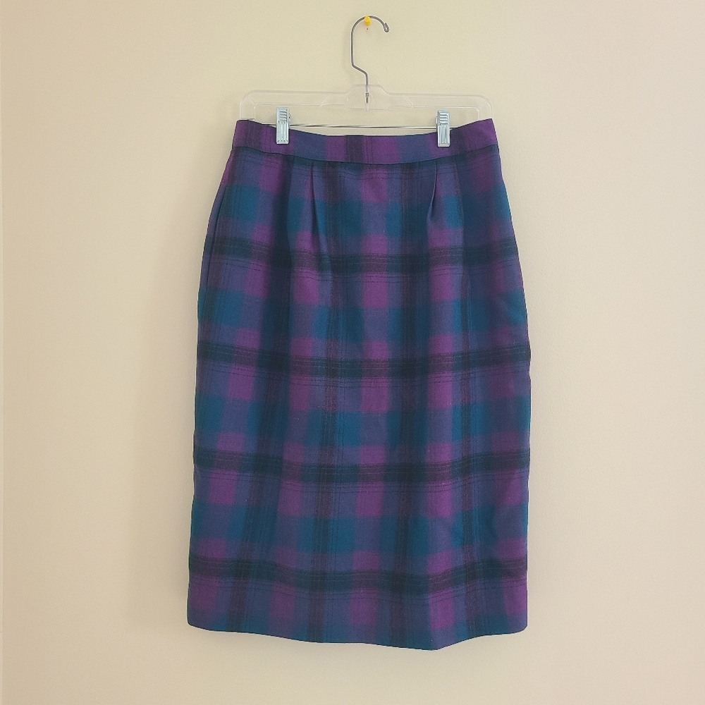 Vintage Wool Plaid / Tartan Midi Skirt